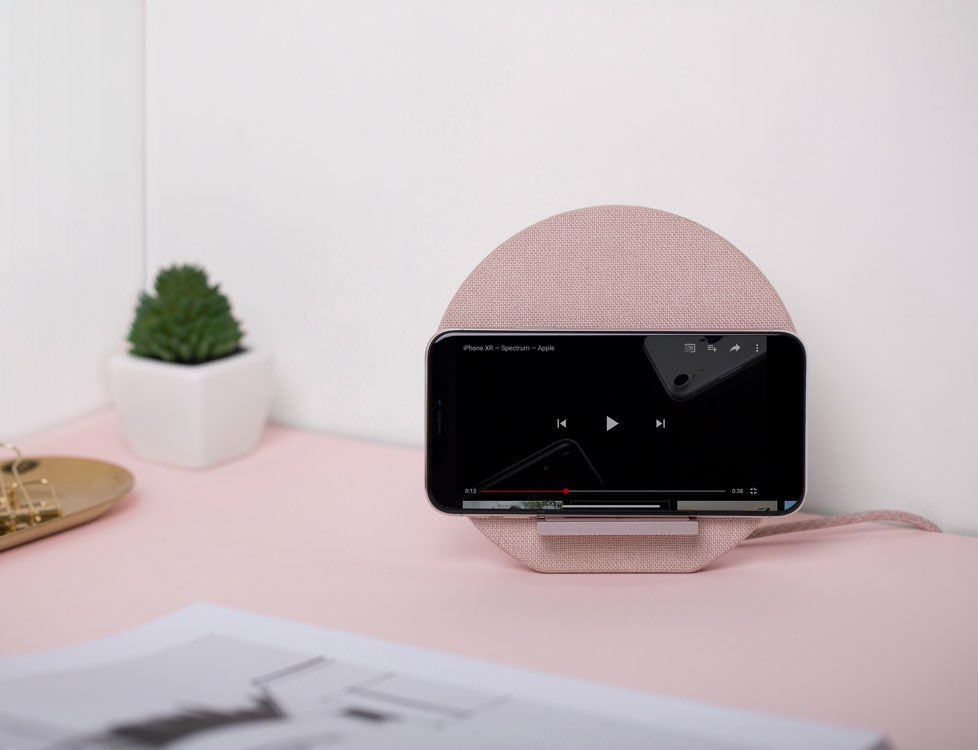 Charging grey. Native Union Dock Wireless Charger,. Беспроводная сетевая зарядка native Union Dock Wireless Charger. Беспроводная подставка для док-станции native Union, серая. Беспроводная зарядка native Union Leather кожаная.